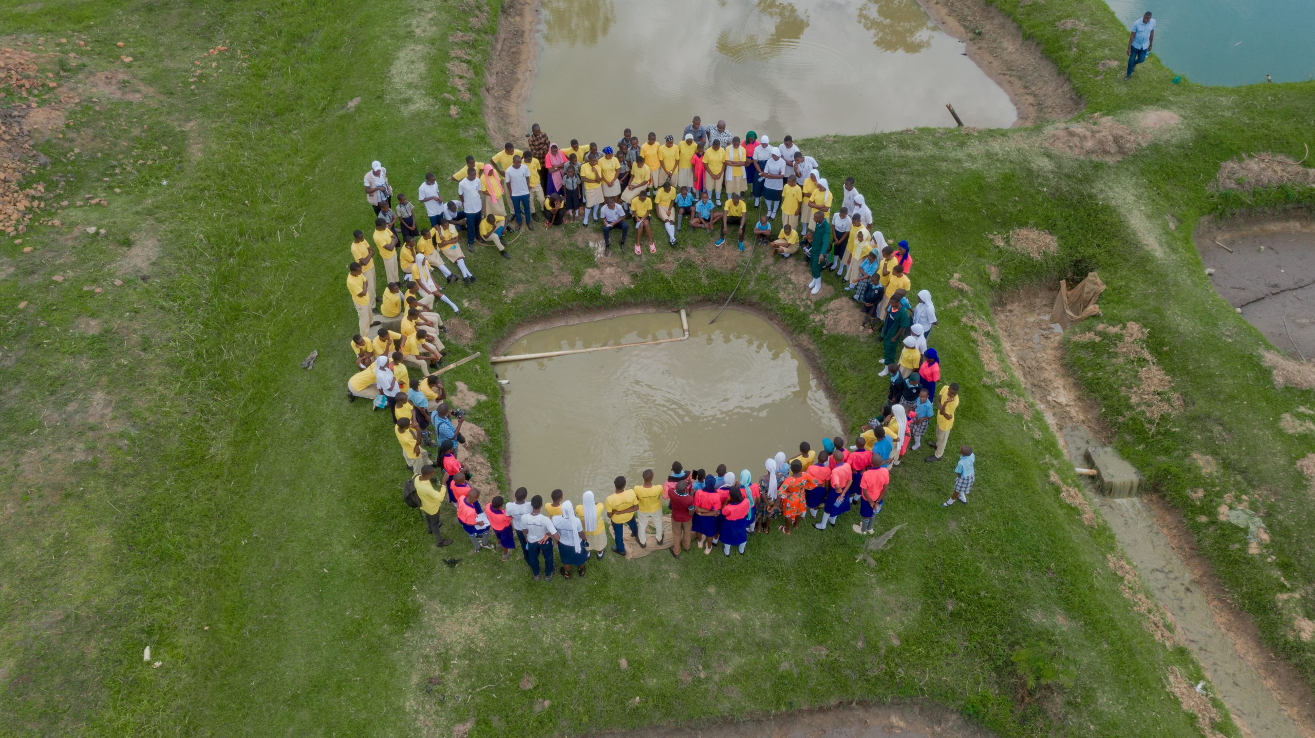 Students learning fish farming